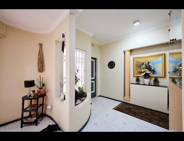 4 BEDROOM FREESTANDING FOR SALE IN BRYANSTON